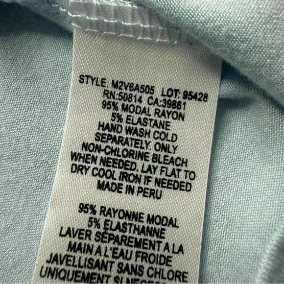 Tahari Women’s Size M Soft Modal Short Sleeve Light Blue Scoop Neck Top - Picture 10 of 11